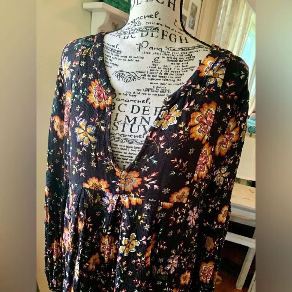 Umgee Floral Top  - Picture 4 of 6